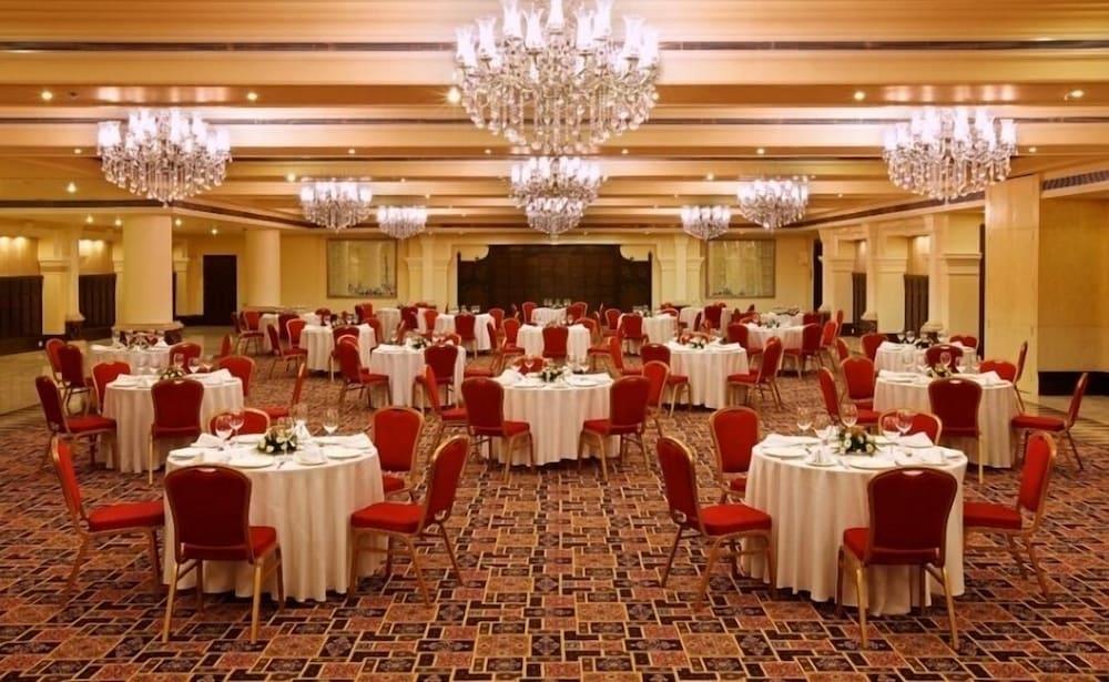 Tuli Imperial Hotel Nagpur Exterior photo